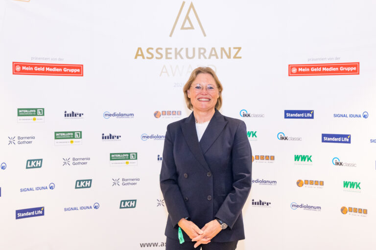 260924-P-ASSEKURANZ-AWARD-SSCH_D5A5357