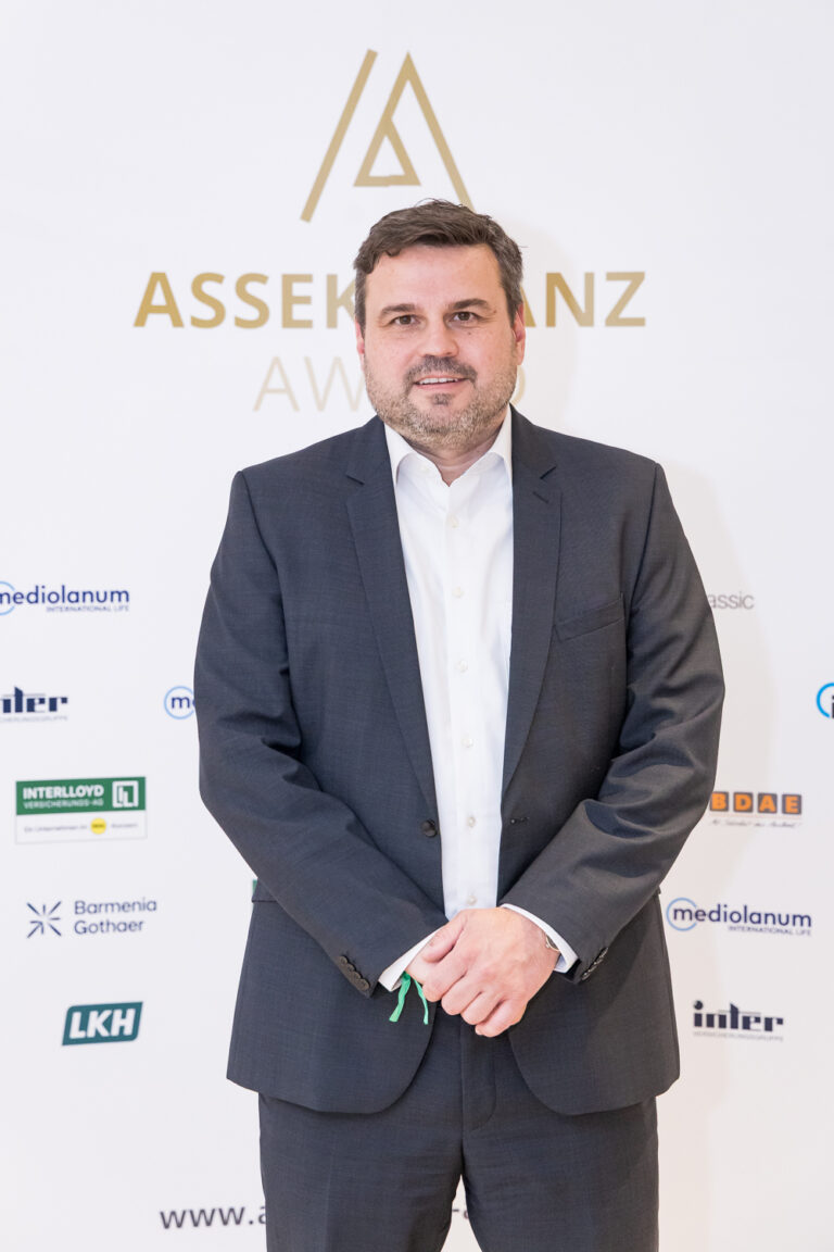 260924-P-ASSEKURANZ-AWARD-SSCH_D5A5456