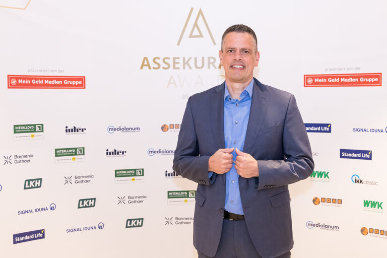 260924-P-ASSEKURANZ-AWARD-SSCH_D5A5555