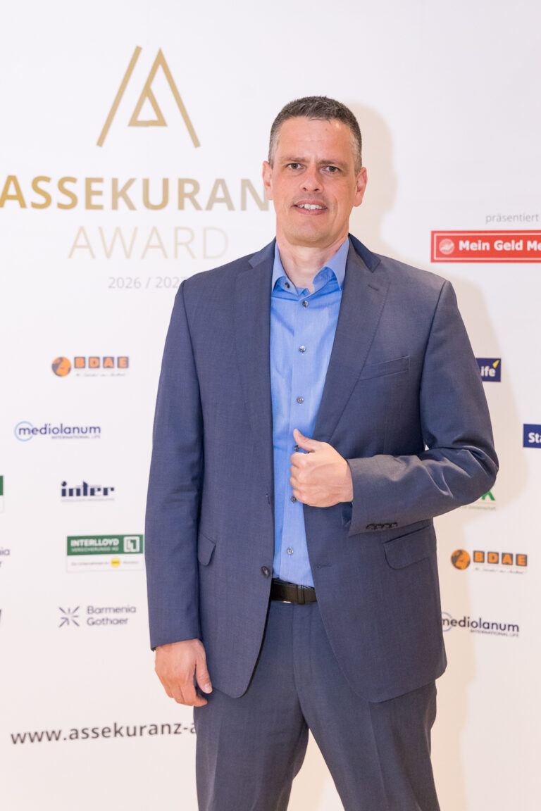 260924-P-ASSEKURANZ-AWARD-SSCH_D5A5560